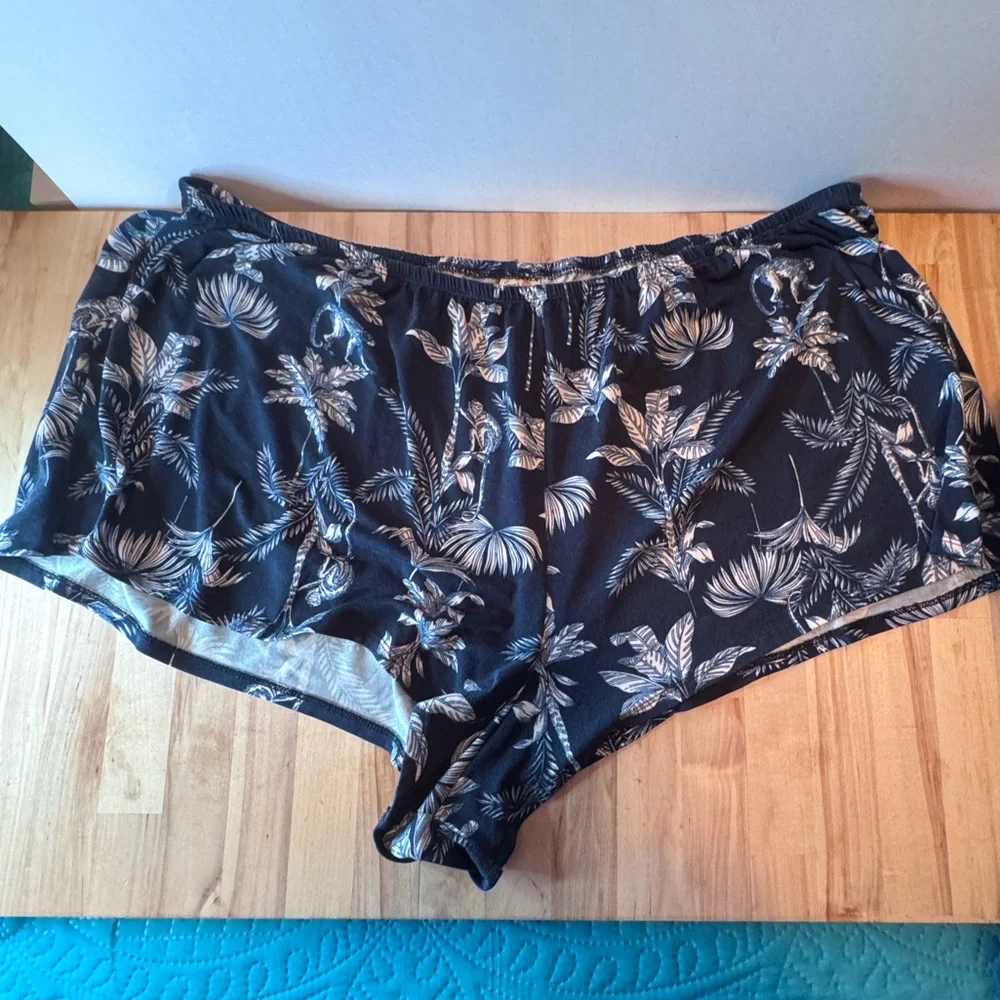 Secret Treasures 3X Tropical Print Lounge Shorts Elastic Waist Plus Size